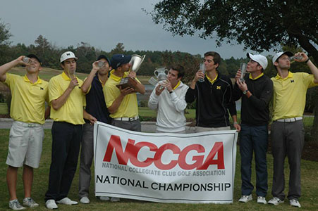Fall 2013 team picture at National Championship
